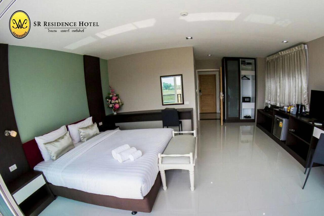 Sr Residence Hotel Пхетчабун Экстерьер фото