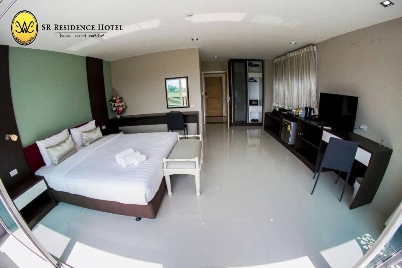 Sr Residence Hotel Пхетчабун Экстерьер фото